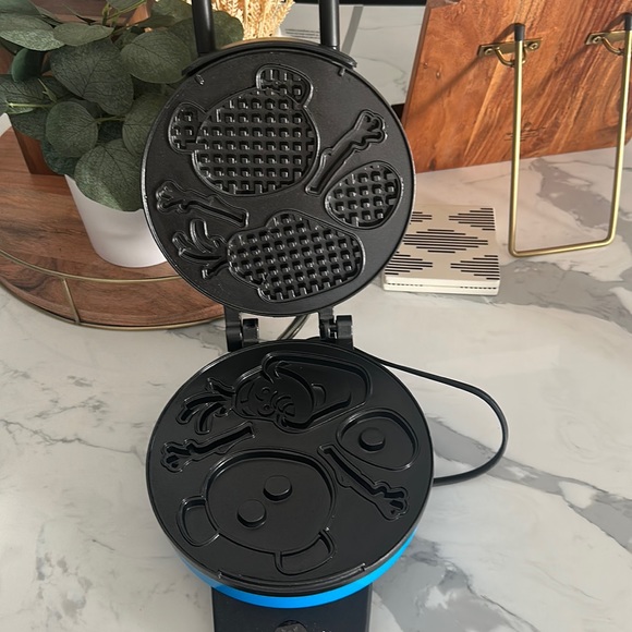 Disney Kitchen Olaf Waffle Maker Poshmark